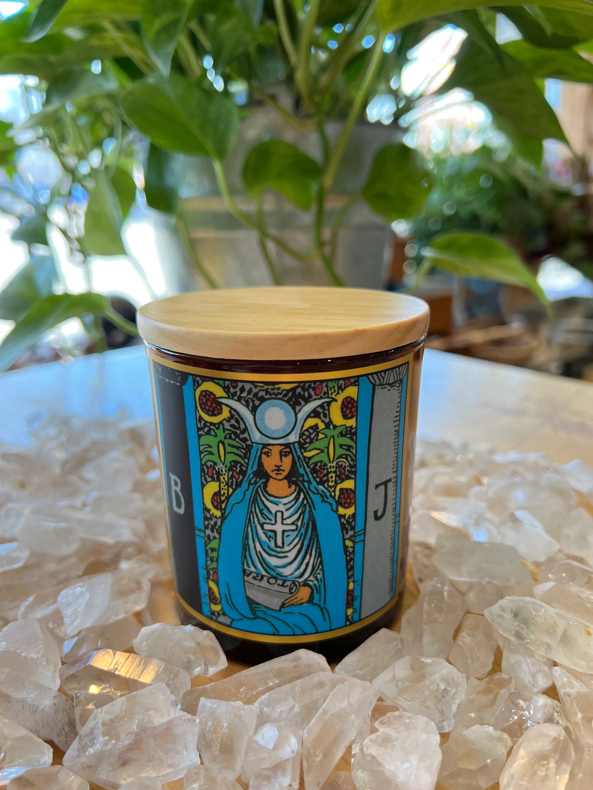 8.5oz High Priestess Tarot Candle - Spellbound