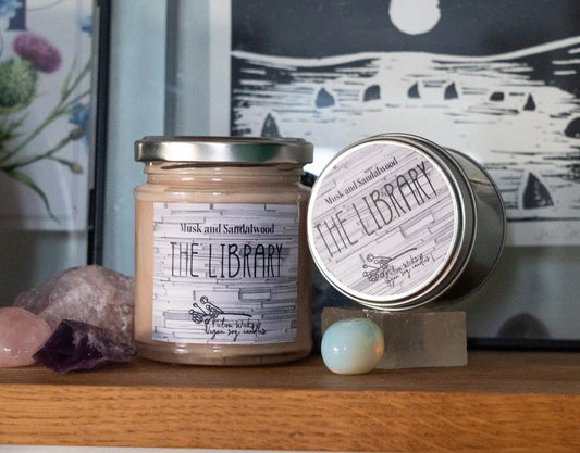 The Library candle | Musk and Sandalwood scented candle | - Spellbound